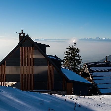 Apartments Zvoh, Krvavec, Ski-In, Ski-Out Cerklje na Gorenjskem Esterno foto