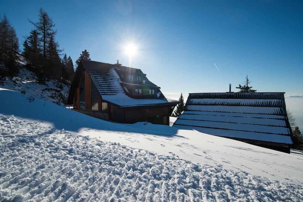 Apartments Zvoh, Krvavec, Ski-In, Ski-Out Cerklje na Gorenjskem Esterno foto