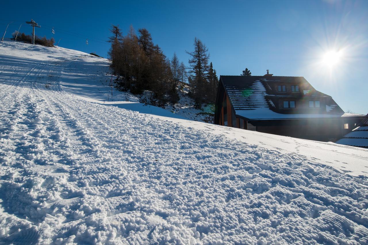 Apartments Zvoh, Krvavec, Ski-In, Ski-Out Cerklje na Gorenjskem Esterno foto